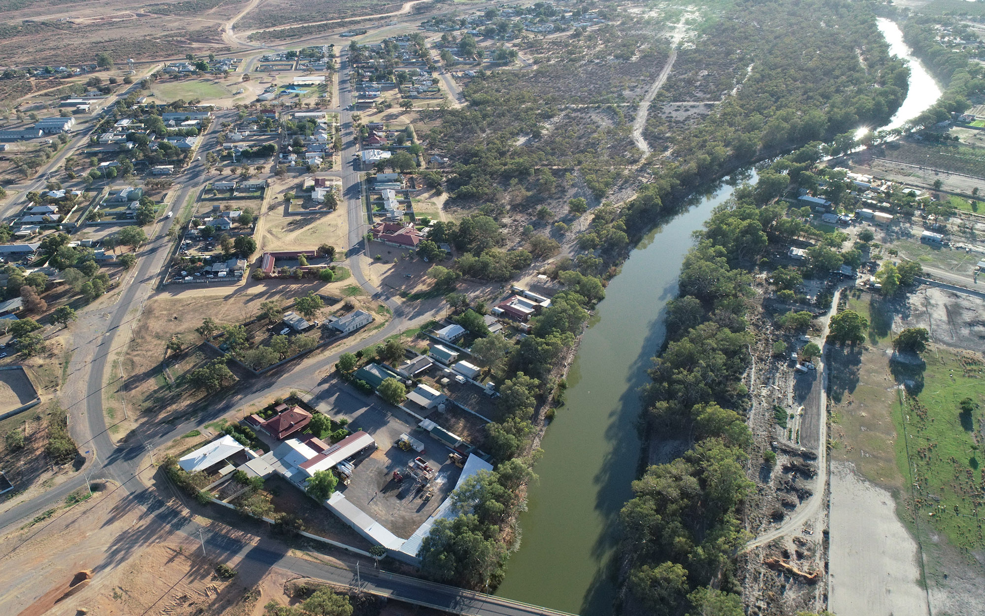 Menindee town in 2020 and the Darling River.